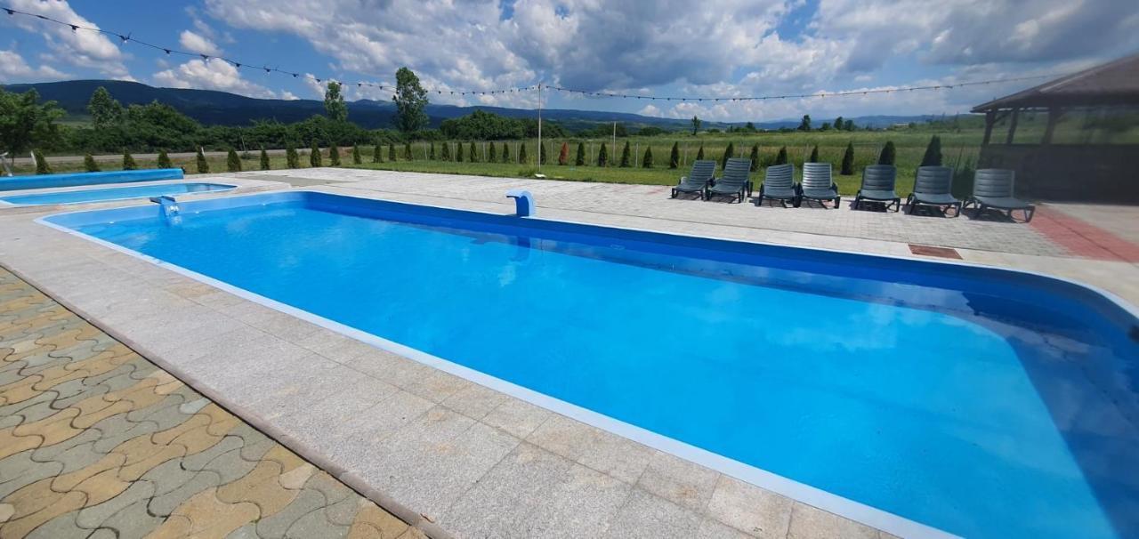 Complex Stefanesti Hotel Bozovici Luaran gambar